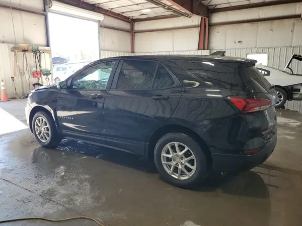 3GNAX5EG0RL290010 2024 CHEVROLET EQUINOX - Image 2