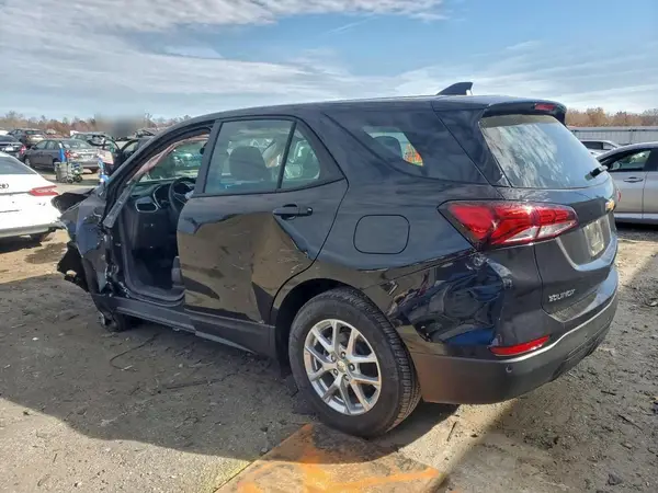 3GNAX5EG1RL307476 2024 CHEVROLET EQUINOX - Image 2