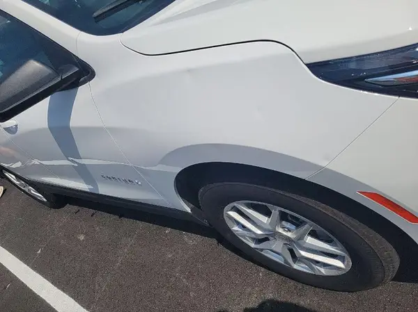 3GNAX5EG2RL259406 2024 CHEVROLET EQUINOX - Image 2