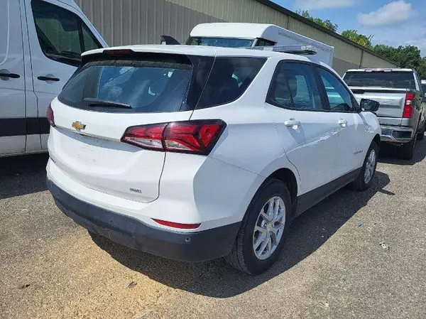 3GNAX5EG3RL257843 2024 CHEVROLET EQUINOX - Image 8