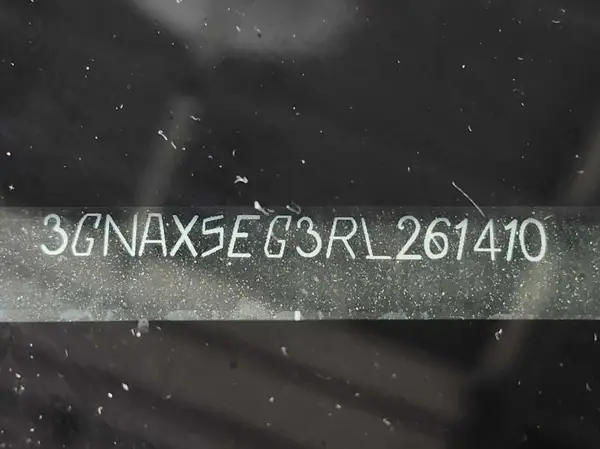 3GNAX5EG3RL261410 2024 CHEVROLET EQUINOX - Image 2