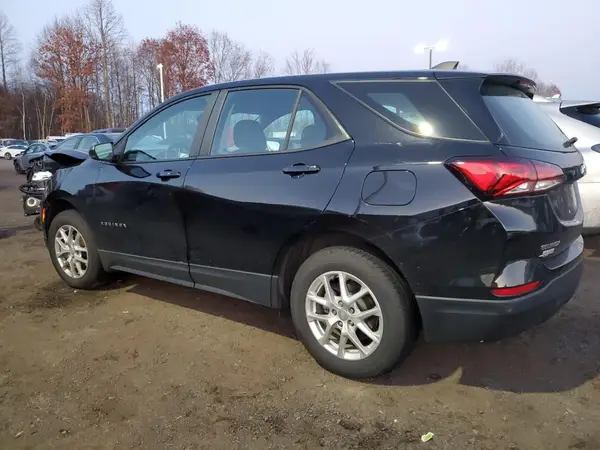 3GNAX5EG4RL157461 2024 CHEVROLET EQUINOX - Image 2