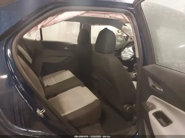 3GNAX5EG5PL204462 2023 CHEVROLET EQUINOX - Image 8