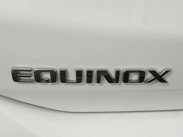 3GNAX5EG5RL259657 2024 CHEVROLET EQUINOX - Image 2