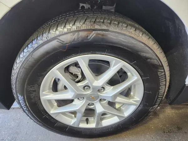 3GNAX5EG5RL259657 2024 CHEVROLET EQUINOX - Image 8