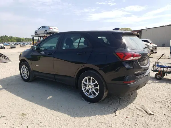 3GNAX5EG5RL303799 2024 CHEVROLET EQUINOX - Image 2