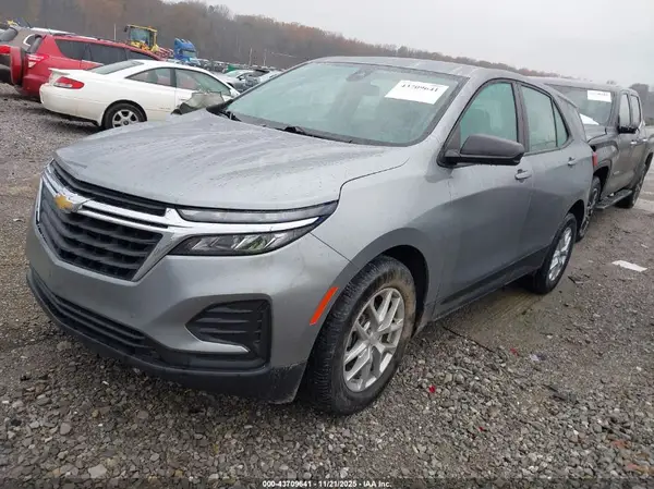 3GNAX5EG7PL255008 2023 CHEVROLET EQUINOX - Image 2