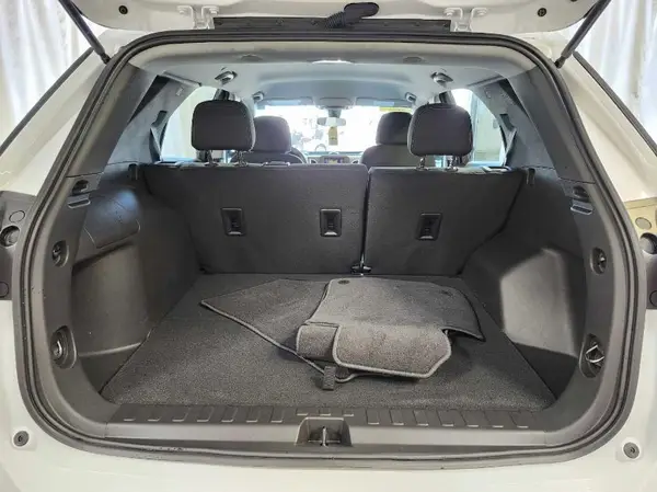 3GNAX5EG9RL261511 2024 CHEVROLET EQUINOX - Image 2