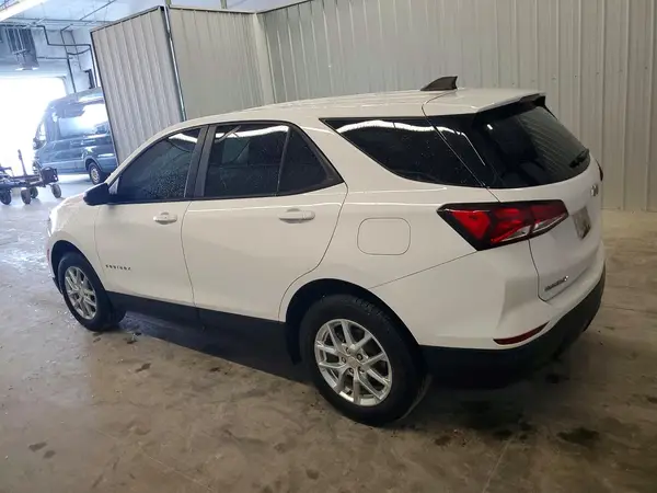 3GNAX5EGXRL294503 2024 CHEVROLET EQUINOX - Image 2