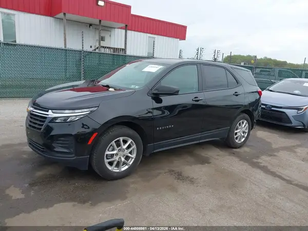 3GNAX5EGXRL297630 2024 CHEVROLET EQUINOX - Image 2