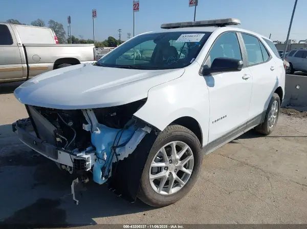3GNAX5EGXRL366686 2024 CHEVROLET EQUINOX - Image 2