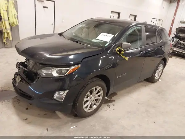 3GNAX5EV2MS142857 2021 CHEVROLET EQUINOX - Image 2