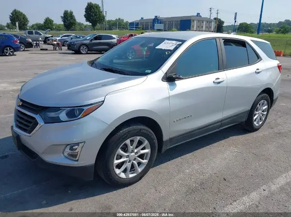 3GNAX5EV4LS639908 2020 CHEVROLET EQUINOX - Image 2