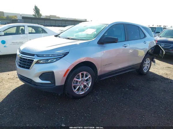 3GNAX5EV6NS177872 2022 CHEVROLET EQUINOX - Image 2