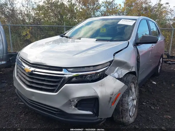 3GNAX5EV7NS177332 2022 CHEVROLET EQUINOX - Image 2