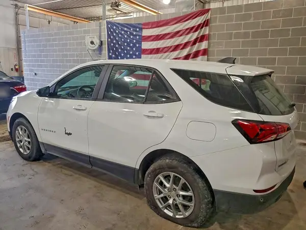 3GNAX5EV7NS177850 2022 CHEVROLET EQUINOX - Image 2