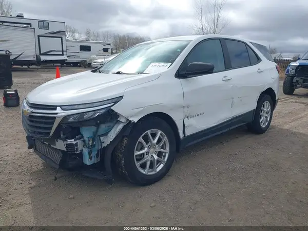 3GNAX5EV8NS161558 2022 CHEVROLET EQUINOX - Image 2