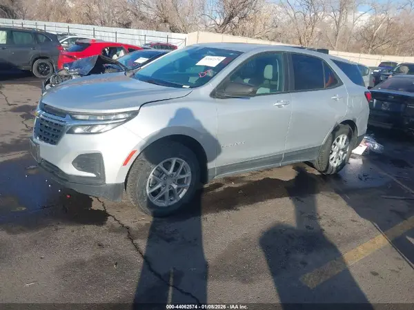 3GNAX5EV9NS157499 2022 CHEVROLET EQUINOX - Image 2