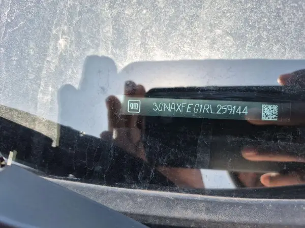 3GNAXFEG1RL259144 2024 CHEVROLET EQUINOX - Image 2