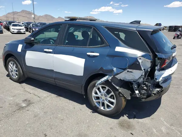 3GNAXFEG2RL262912 2024 CHEVROLET EQUINOX - Image 2