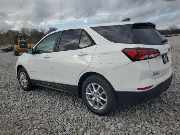 3GNAXFEG8RL319159 2024 CHEVROLET EQUINOX - Image 2