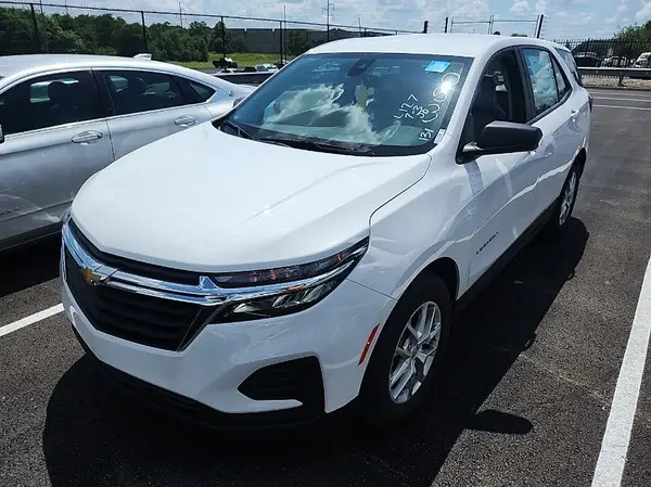 3GNAXFEG9RL259053 2024 CHEVROLET EQUINOX - Image 2