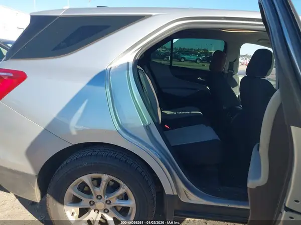 3GNAXGEV0JS540771 2018 CHEVROLET EQUINOX - Image 8