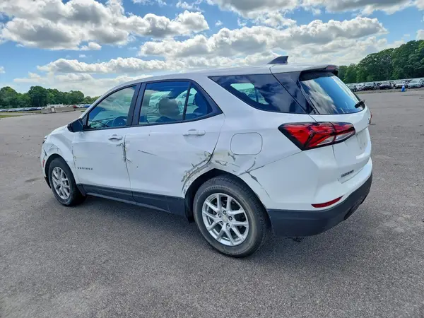 3GNAXHEG0PL146102 2023 CHEVROLET EQUINOX - Image 2