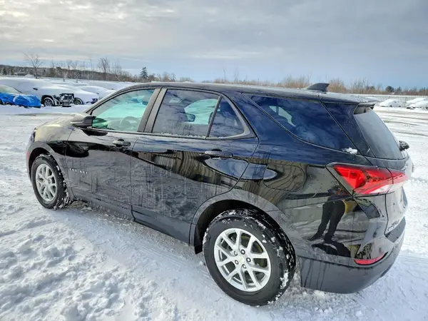 3GNAXHEG0PL165572 2023 CHEVROLET EQUINOX - Image 2