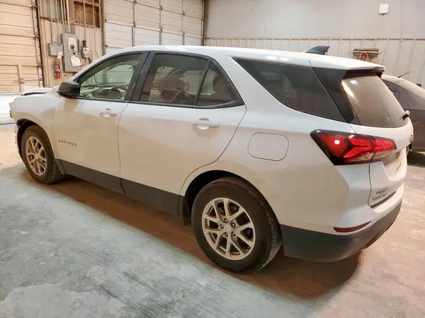 3GNAXHEG0PL182520 2023 CHEVROLET EQUINOX - Image 2