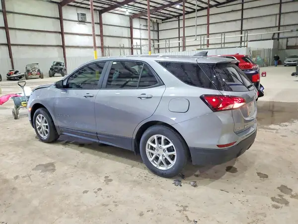 3GNAXHEG0RL131523 2024 CHEVROLET EQUINOX - Image 2