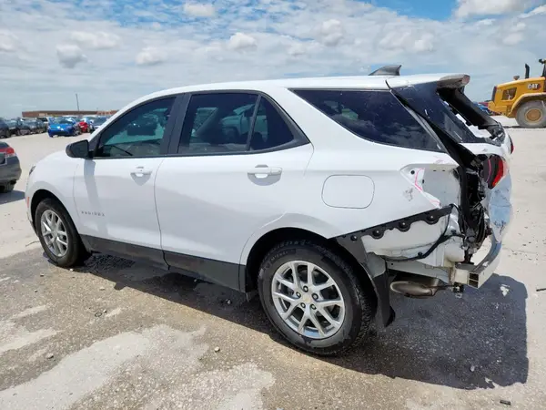 3GNAXHEG0RL184643 2024 CHEVROLET EQUINOX - Image 2