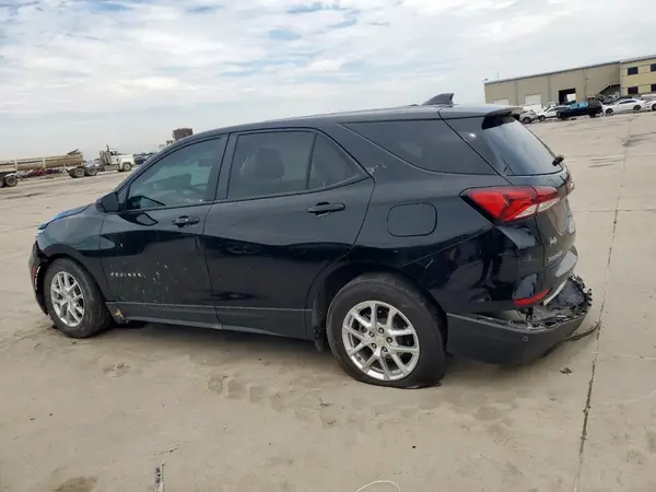 3GNAXHEG0RL232156 2024 CHEVROLET EQUINOX - Image 2
