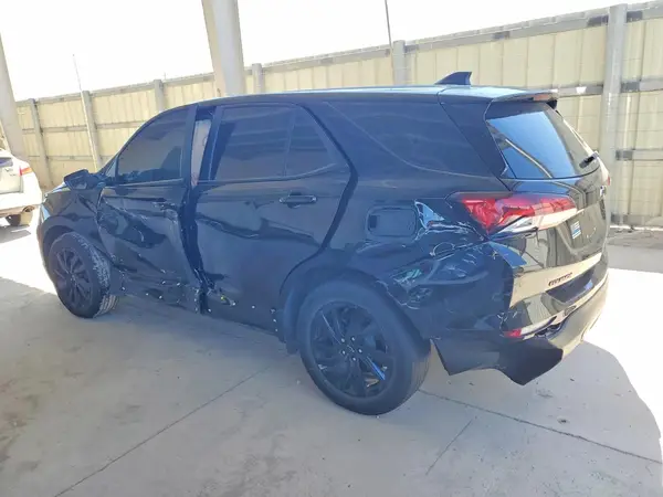 3GNAXHEG0RL257879 2024 CHEVROLET EQUINOX - Image 2