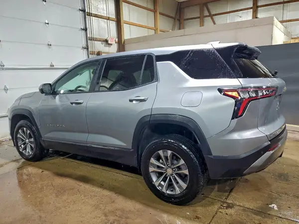 3GNAXHEG0SL101038 2025 CHEVROLET EQUINOX - Image 2