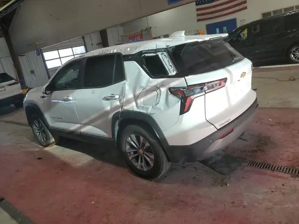3GNAXHEG0SL111245 2025 CHEVROLET EQUINOX - Image 2