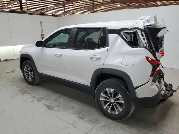 3GNAXHEG0SL317956 2025 CHEVROLET EQUINOX - Image 2