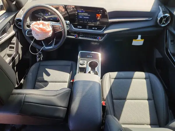 3GNAXHEG0TL242113 2026 CHEVROLET EQUINOX - Image 8