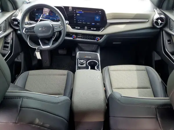 3GNAXHEG0TL302536 2026 CHEVROLET EQUINOX - Image 8