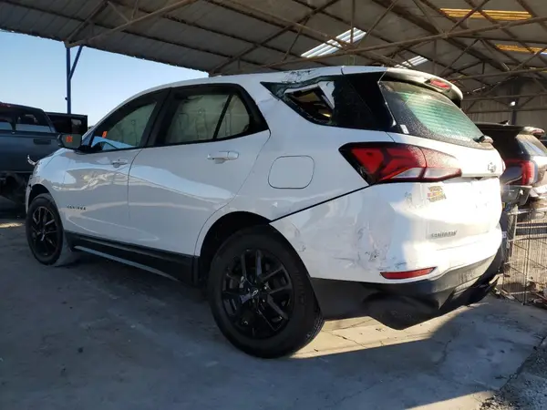 3GNAXHEG1RL112611 2024 CHEVROLET EQUINOX - Image 2