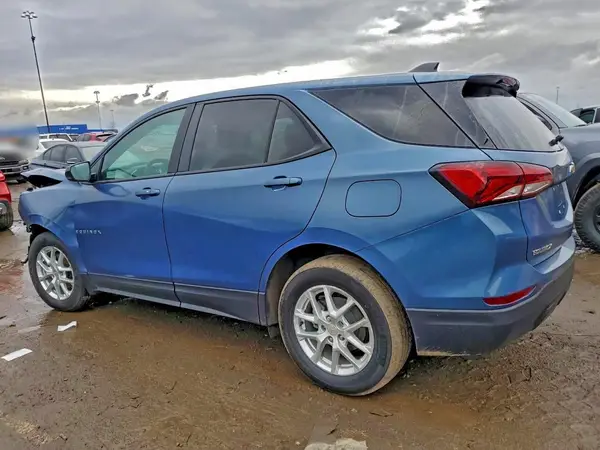 3GNAXHEG1RL160352 2024 CHEVROLET EQUINOX - Image 2