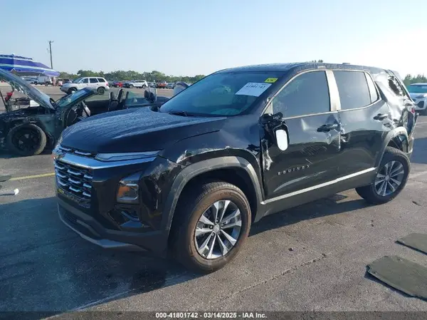 3GNAXHEG1SL140298 2025 CHEVROLET EQUINOX - Image 2