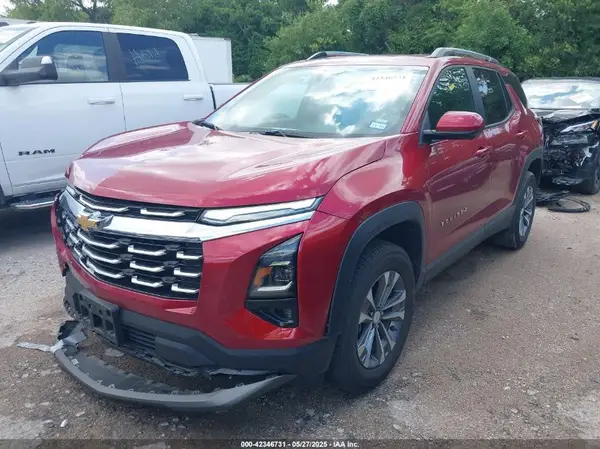 3GNAXHEG1SL222502 2025 CHEVROLET EQUINOX - Image 2