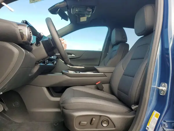 3GNAXHEG1TL142392 2026 CHEVROLET EQUINOX - Image 8