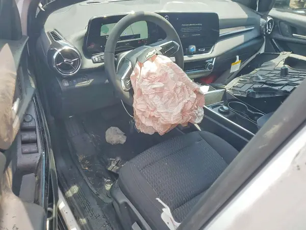 3GNAXHEG1TL222663 2026 CHEVROLET EQUINOX - Image 8