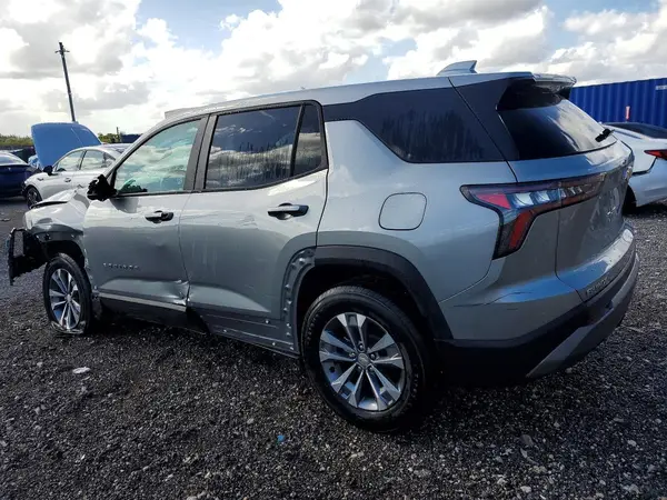 3GNAXHEG1TL276139 2026 CHEVROLET EQUINOX - Image 2