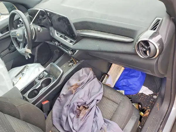 3GNAXHEG1TL279221 2026 CHEVROLET EQUINOX - Image 8