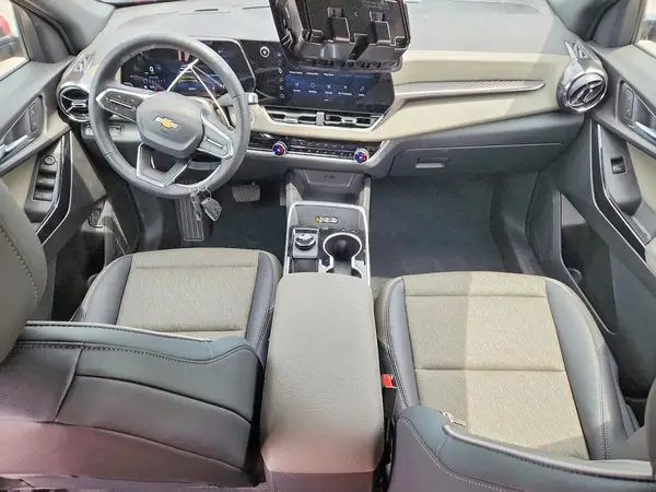 3GNAXHEG1TL281535 2026 CHEVROLET EQUINOX - Image 8
