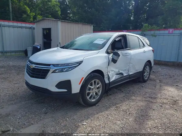 3GNAXHEG2PL267407 2023 CHEVROLET EQUINOX - Image 2