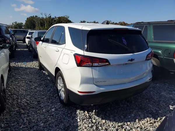 3GNAXHEG2RL125058 2024 CHEVROLET EQUINOX - Image 2